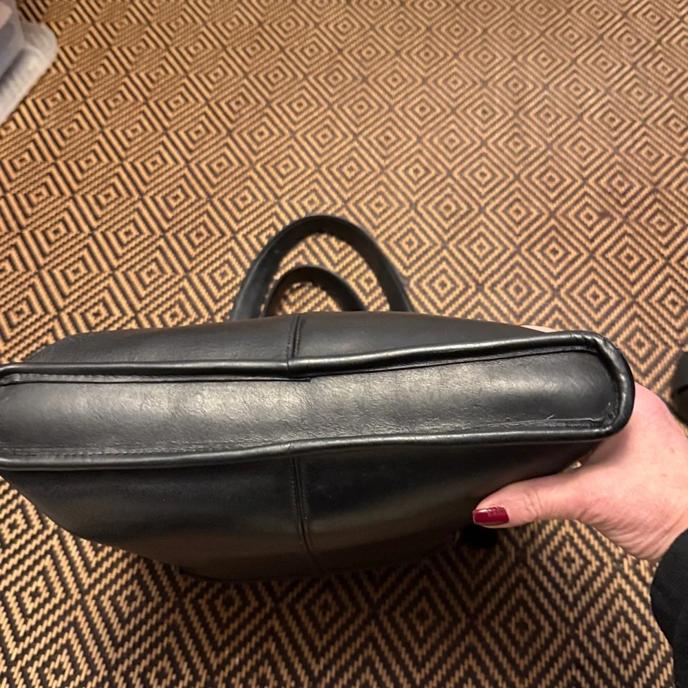 Coach elegant black
